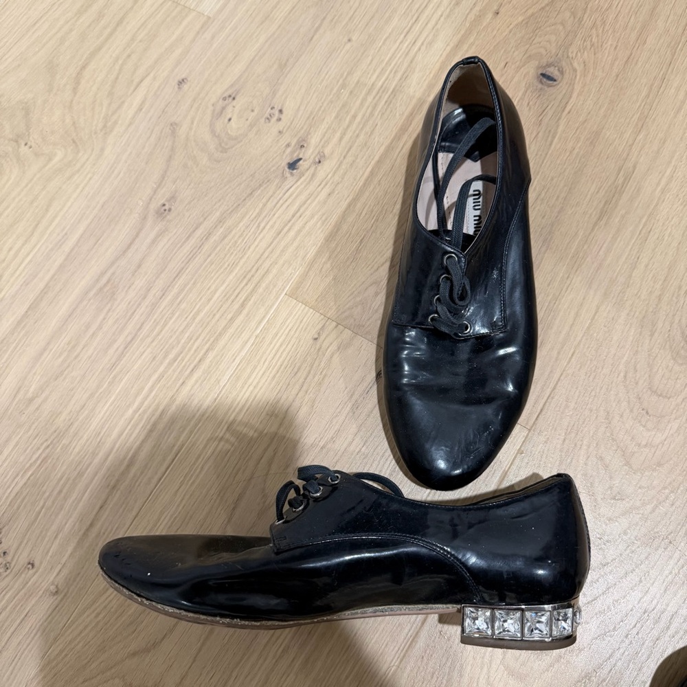 Miu Miu Black Patent Leather Flats with Crystal Heel - Picture 2 of 8